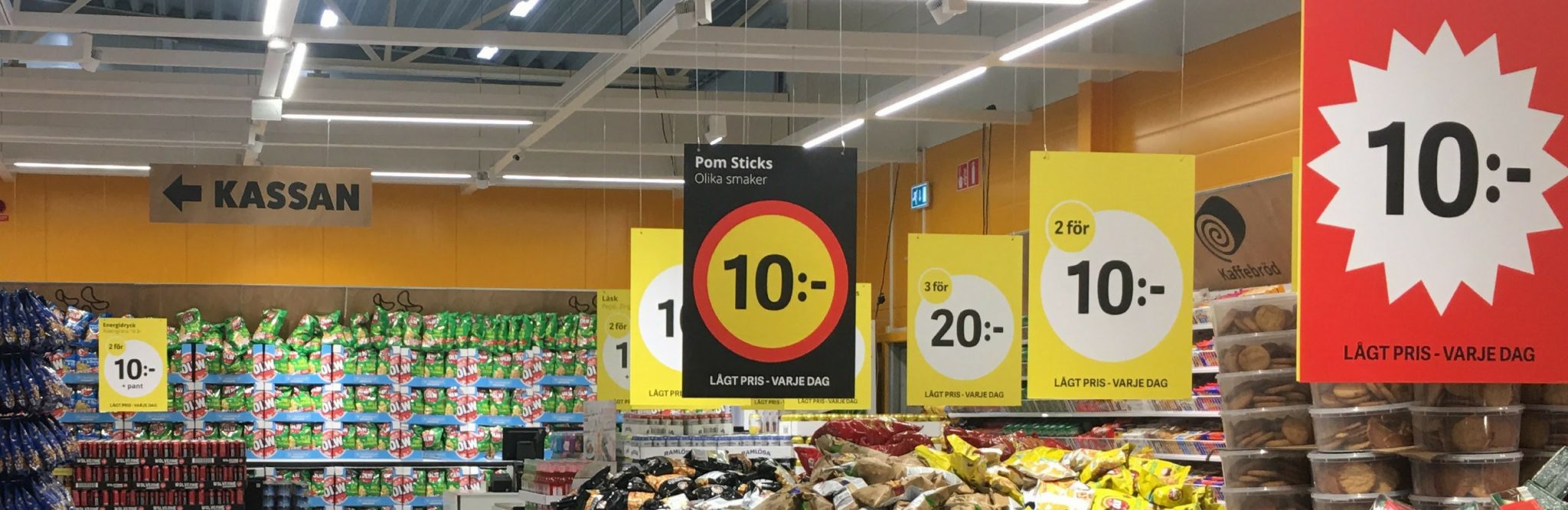 Bra och tydlig skyltning underlättar både för butikspersonal och kunder.