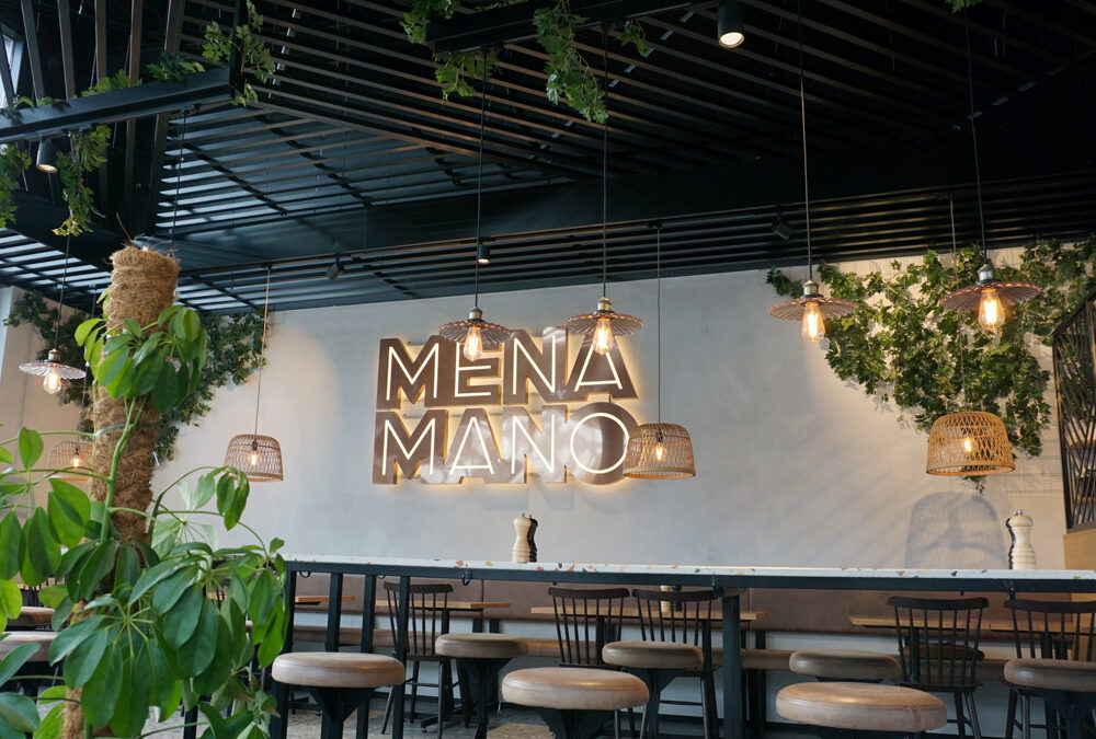 Mena Mano